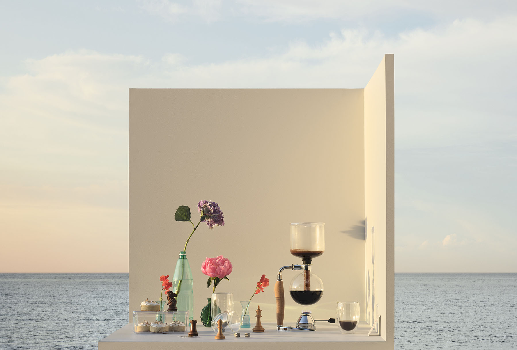 Outdoor poster design and art direction for Bodum Blå tableware series by Olga Bastian and copy by Birthe Nielsen